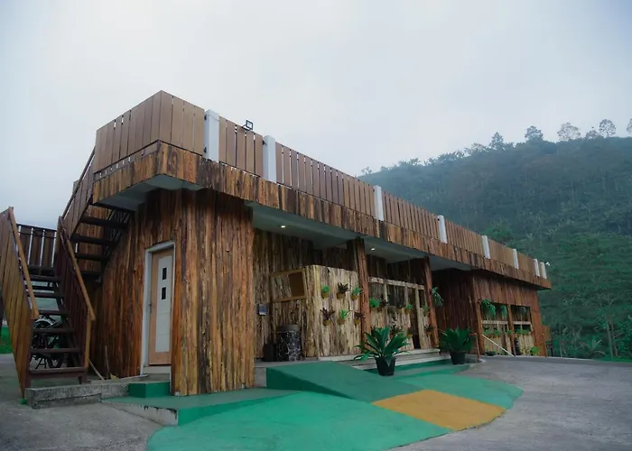 Lembah Indah GlampingHotel Malang